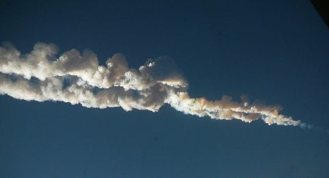 Chelyabinsk meteor vapor trail, 2013