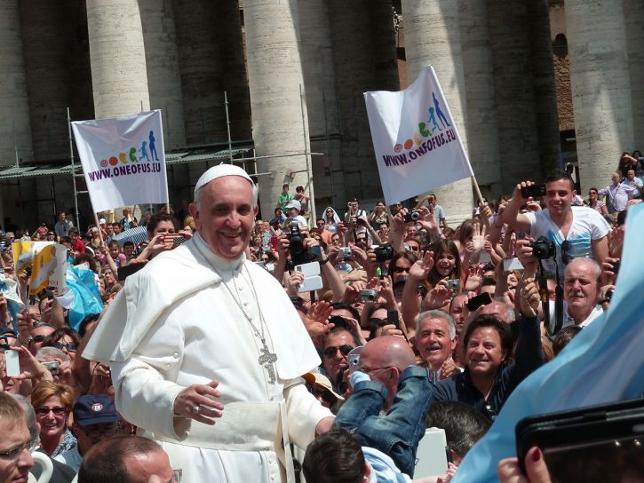 Pope Francis greeting crowd in Vatican